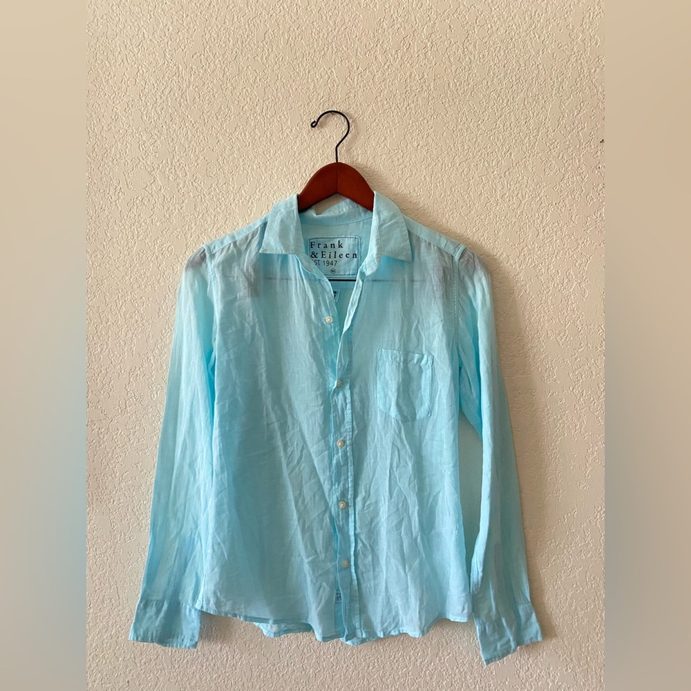 Frank And Eileen Buttoned Down Blouse - image 3